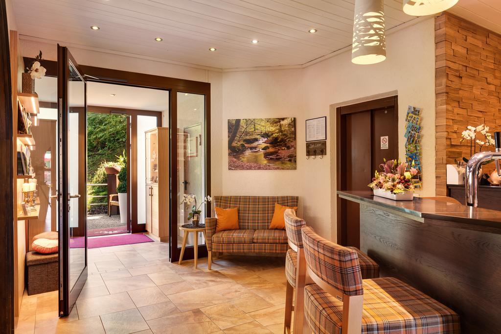Hotel Die Kleine Blume Erfweiler Esterno foto