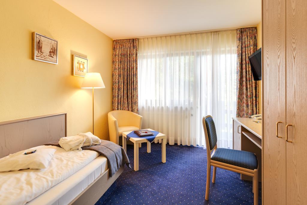 Hotel Die Kleine Blume Erfweiler Esterno foto